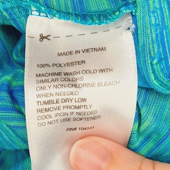 Reebok Top Size Medium - Picture 3 of 4